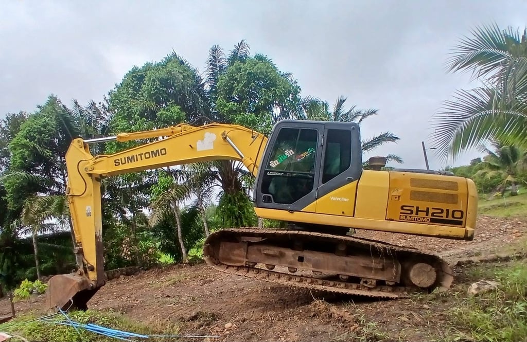 Sumitomo Sh210-5 พร้อมใช้
