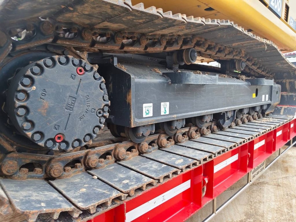 Komatsu PC200-10 CE ไมล์ ชม. 600|PM. 7000 Komatsu PC200-10 CE ไมล์ ชม. 600|PM. 7000