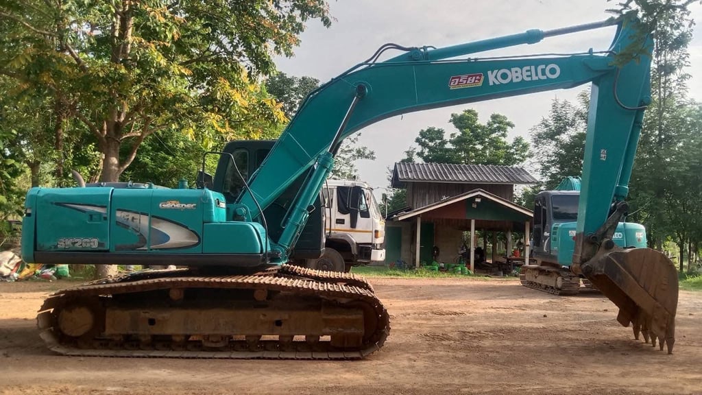 Kobelco SK200-6 YN 09 เล่มทะเบียน พร้อมใช้งาน