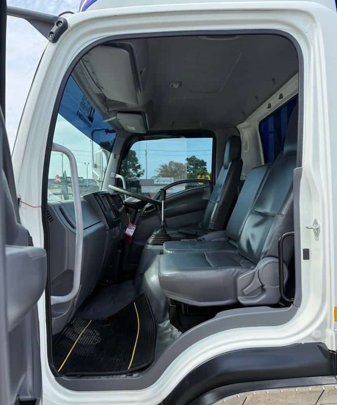 ISUZU FRR 210 กะบะต่อใหม่ พื้นสแตนเหล็ด