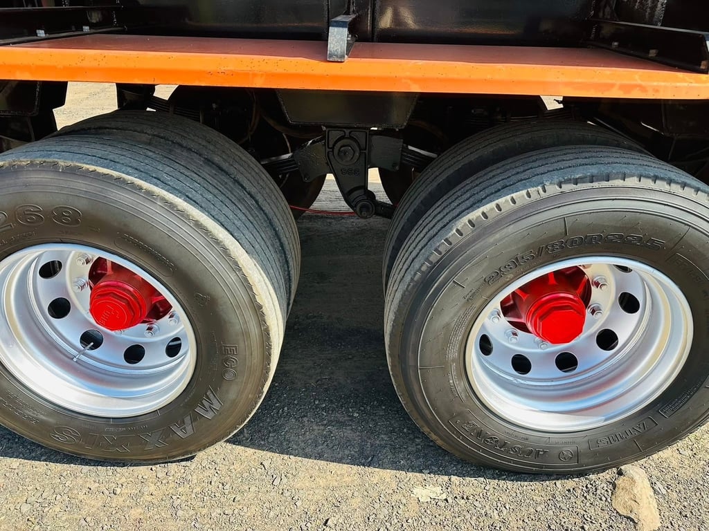 ฟรีๆ❗️ISUZU FXZ 360 ปี 2557  หัวลากพร้อม หางเซมิดั้มพ์ 