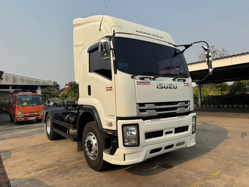 ISUZU FTR 240 MT (หัวลาก 6ล้อ) เลขไมล์ 16x,xxx กิโล