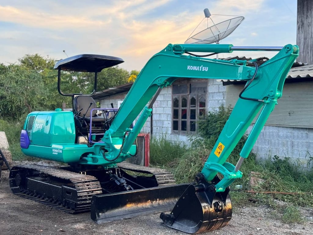 𝑲𝑶𝑴𝑨𝑻𝑺𝑼 𝑷𝑪𝟒𝟓-𝟕 คอลโทรลน้ำมัน  𝑲𝑶𝑴𝑨𝑻𝑺𝑼 𝑷𝑪𝟒𝟓-𝟕 คอลโทรลน้ำมัน