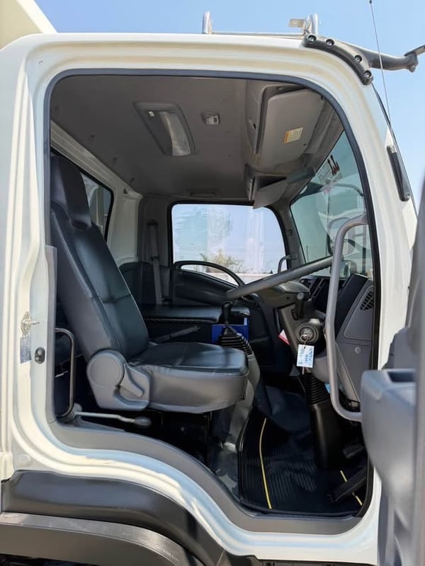 ไมล์  64,366❗️ISUZU NEW FRR 210  ดั้มพ์ 5 คิว