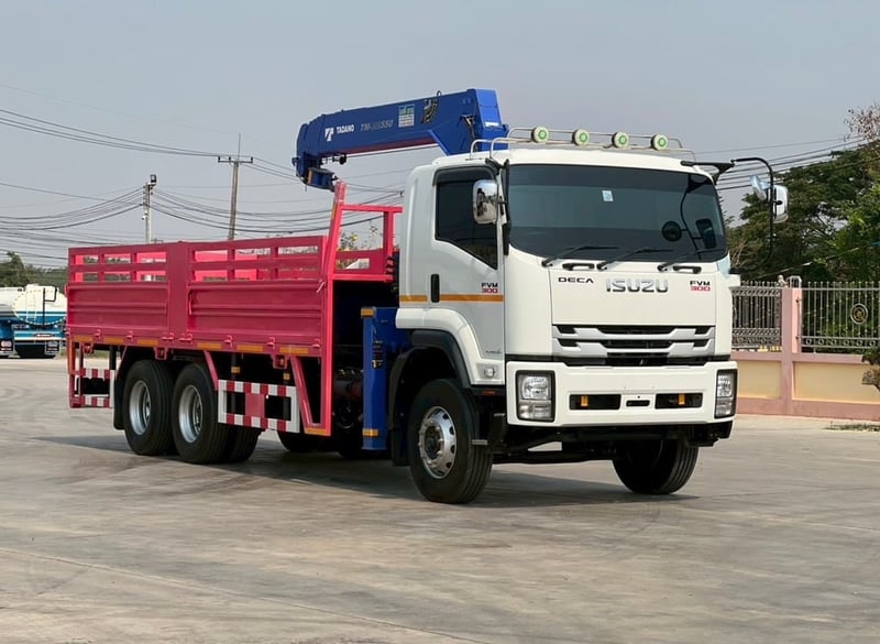 เข้าใหม่❗️ไมล์ 26,028❗️ISUZU FVM 300 MT  ติดเครน ZE 5 ตัน
