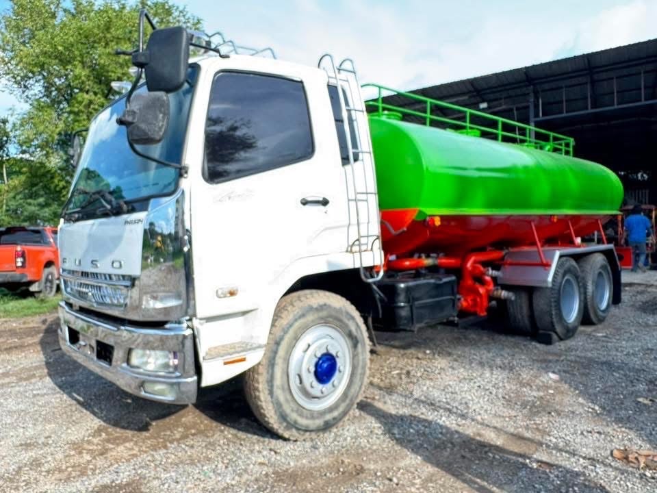 MITSUBISHI FUSO เครื่อง 6M60 240 โบ 2 เพลา ทุกน้ำบรรจุ 15,000 ลิตร MITSUBISHI FUSO เครื่อง 6M60 240 โบ 2 เพลา ทุกน้ำบรรจุ 15,000 ลิตร