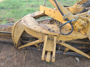 140H 2ZK ชีเรียล 8000 กว่า เล่มทะเบียน  เครื่องดี เกียร์ดี  