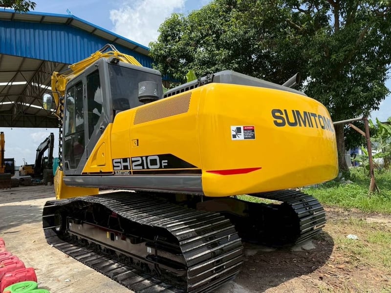 Sumitomo SH210-6 ไมล์ ชม.  10000 เล่มทะเบียน รถ?