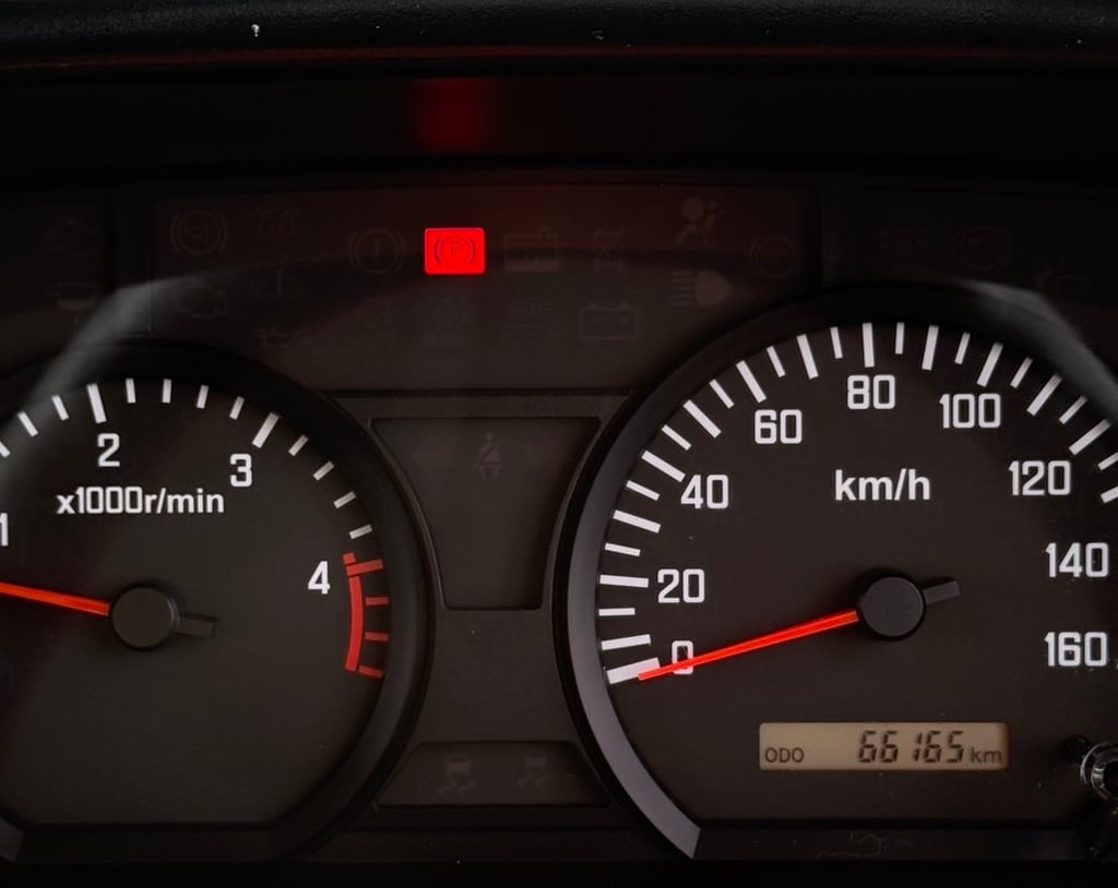 ฟรีๆ❗️ค่าจัด ค่าโอน ค่าส่ง ทั่วไทย❗️ไมล์ 66,165 กิโล❗️ ISUZU NEW NLR 130 MT ปี 2567 ตู้แห้ง