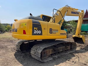 PC200-8MO จอเหลืองกล้องหลัง เครื่อง-ปั๊มแห้ง