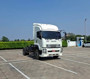 ISUZU FTR 240 MT หัวลาก 6ล้อ  เลขไมล์ 16x,xxx กิโล