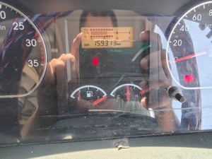 ISUZU FTR 240 MT ตู้แห้ง 10 บาน ISUZU FTR 240 MT ตู้แห้ง 10 บาน