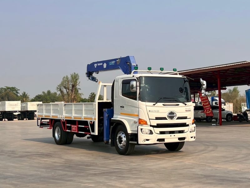 HINO FG8J 240 แรง ติดเครน 5 ตัน