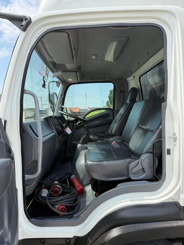 เข้าใหม่❗️ไมล์ 2 หมื่น❗️NEW FRR 190 ปี 2565  6ล้อตู้เย็นติดลบ-20 