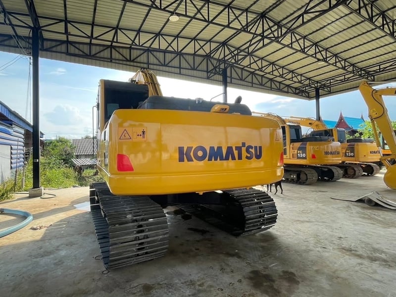 PC200-8MO จอเหลือง กล้องหลัง PC200-8MO จอเหลือง กล้องหลัง