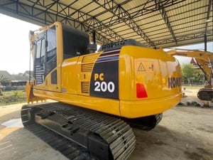 PC200-8MO จอเหลือง กล้องหลัง PC200-8MO จอเหลือง กล้องหลัง