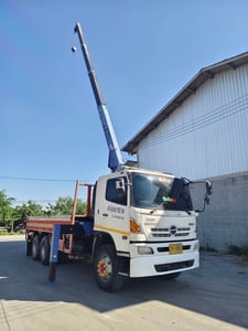 HINO เมก้า 380 สองเพล ติดเครน 5 ตัน HINO เมก้า 380 สองเพล ติดเครน 5 ตัน