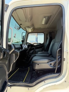 HINO FG8J 240 ไฟเดย์ตัวเเอล ตู้เเห้ง 10 บาน 