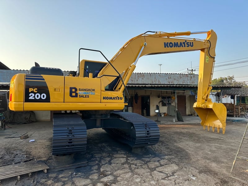 ไมล์ ชม 4,600❗️KOMATSU PC200-8MO PM 7000 ไมล์ ชม 4,600❗️KOMATSU PC200-8MO PM 7000