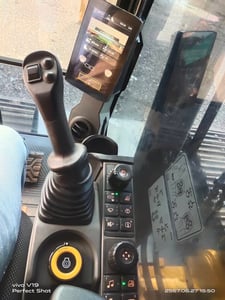 ไมล์ ชม 3400❗️CAT320 เน็กเก็น ตัวล่าสุด