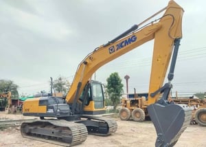 รถแบคโฮ XCMG XE215C ไมล์ ช.ม 5746