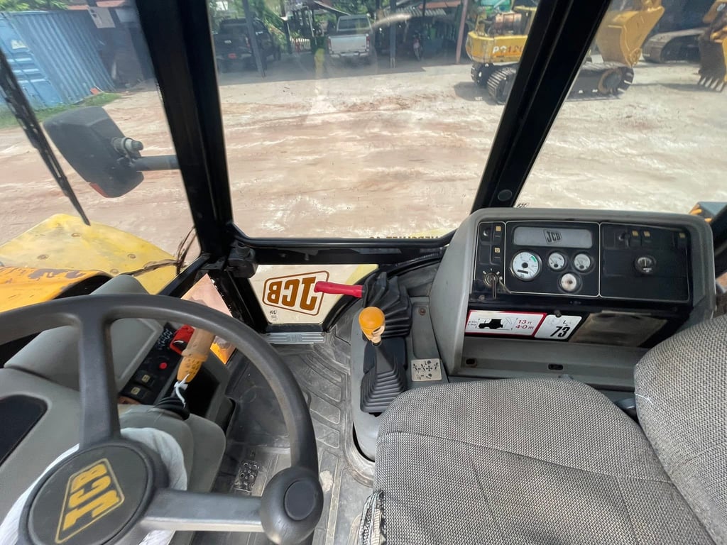 JCB 4CX4WS รถตักหน้าขุดหลังสภาพสวย JCB 4CX4WS รถตักหน้าขุดหลังสภาพสวย
