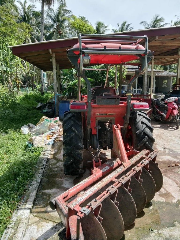คูโบต้า,L6085 มีอุปกรณ์ใบมีด จาน7รถ? คูโบต้า,L6085 มีอุปกรณ์ใบมีด จาน7รถ?