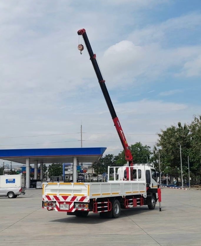 6 ล้อติดเครน ISUZU NEW FRR 210 เเรง เครน UNIC ขนาด 3 ตัน 4 ปลอก กะบะยาว 5.70 เมตร ไฟหน้า โปรเจ็คเตอรกระจกไฟฟ้า ถุงลมนิรภัย ไมล์ 76,491 กิโลเมตร ปี 2565 ราคา 1,490,000 บาท 📞 094-653-6339 อิฐ 6 ล้อติดเครน ISUZU NEW FRR 210 เเรง เครน UNIC ขนาด 3 ตัน 4 ปลอก กะบะยาว 5.70 เมตร ไฟหน้า โปรเจ็คเตอรกระจกไฟฟ้า ถุงลมนิรภัย ไมล์ 76,491 กิโลเมตร ปี 2565 ราคา 1,490,000 บาท 📞 094-653-6339 อิฐ