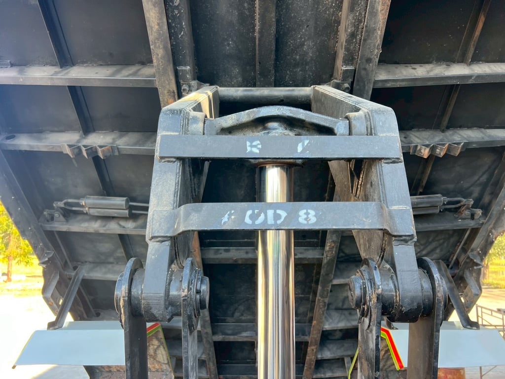 ขาย กระบะดั้มพ์ อุปกรณ์ครบชุดยกเว้นเกียร์ฝาก 