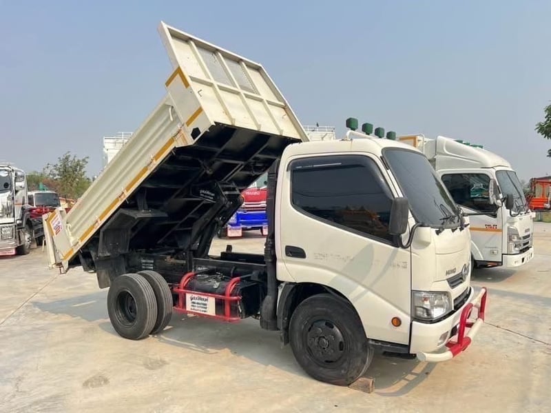 HINO INNOVATOR 300 XZU 600 R 150 แรง 