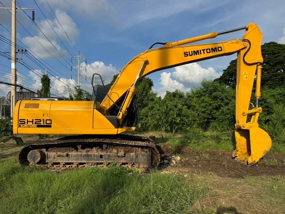 SUMTOMO SH210-5 เครื่อง ISUZU ไมล์ ช.ม 11,000 SUMTOMO SH210-5 เครื่อง ISUZU ไมล์ ช.ม 11,000