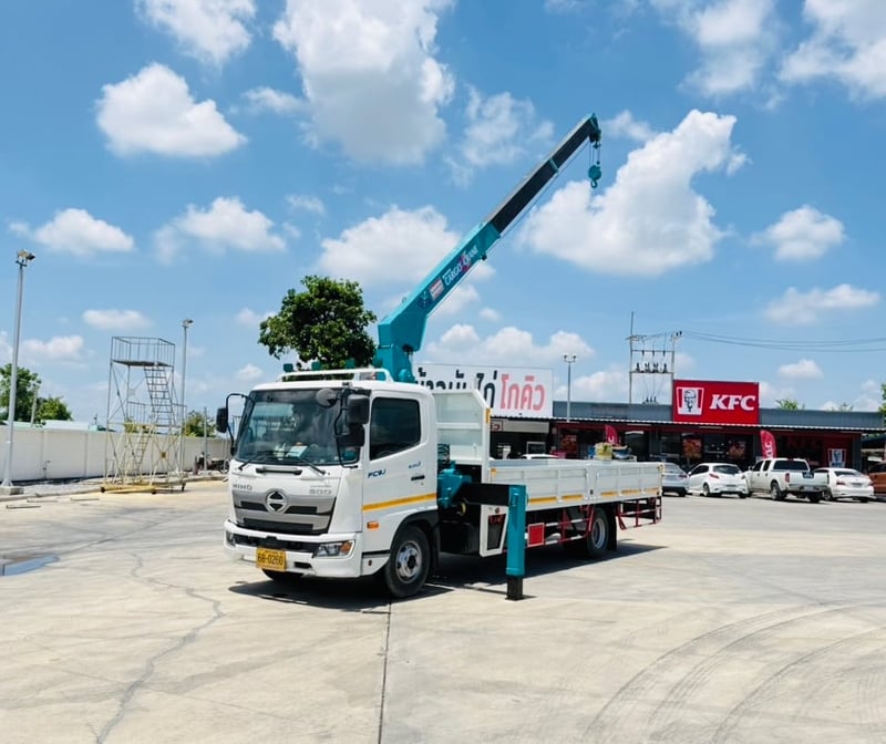 เข้าใหม่❗️HINO NEW FC9J 210 ติดเครน  ZR 503 ขนาด 5 ตัน