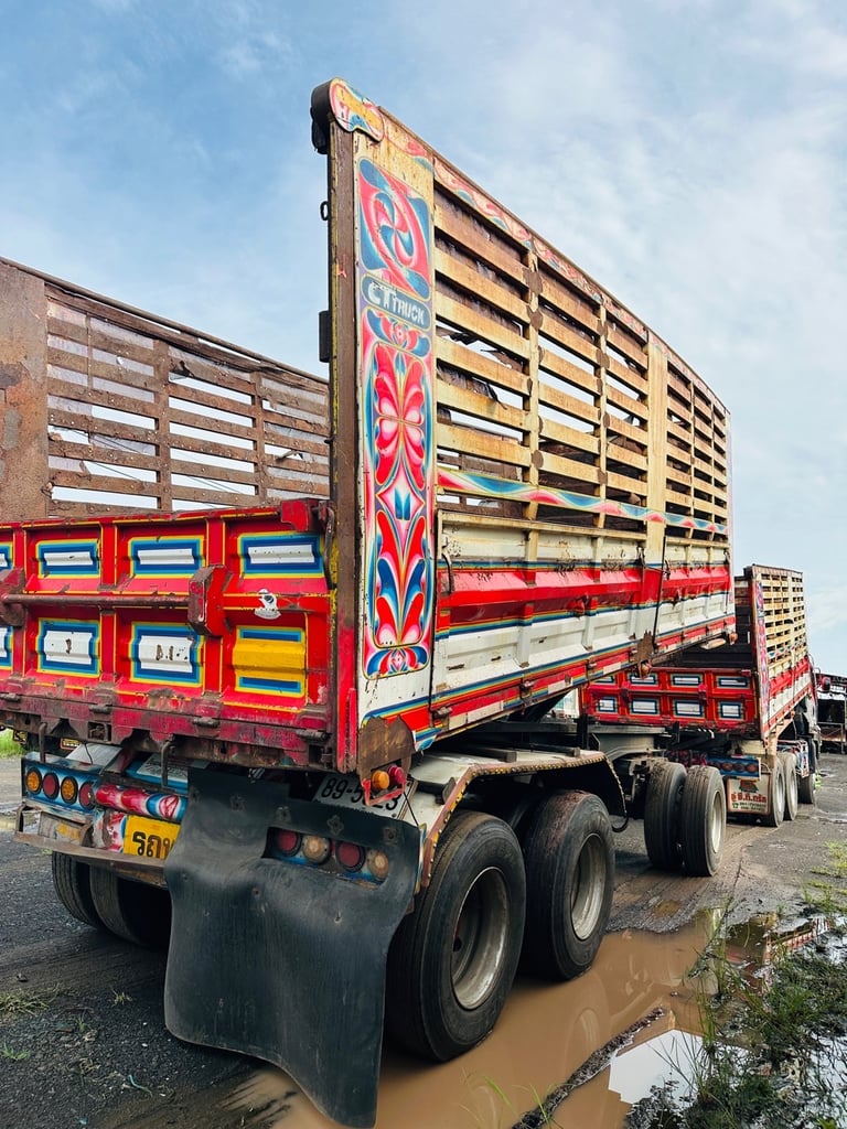 ISUZU 360 แรง พ่วงแม่ลูกดั้มพ์ บรรทุก 30 ตัน+ ปี 2557 