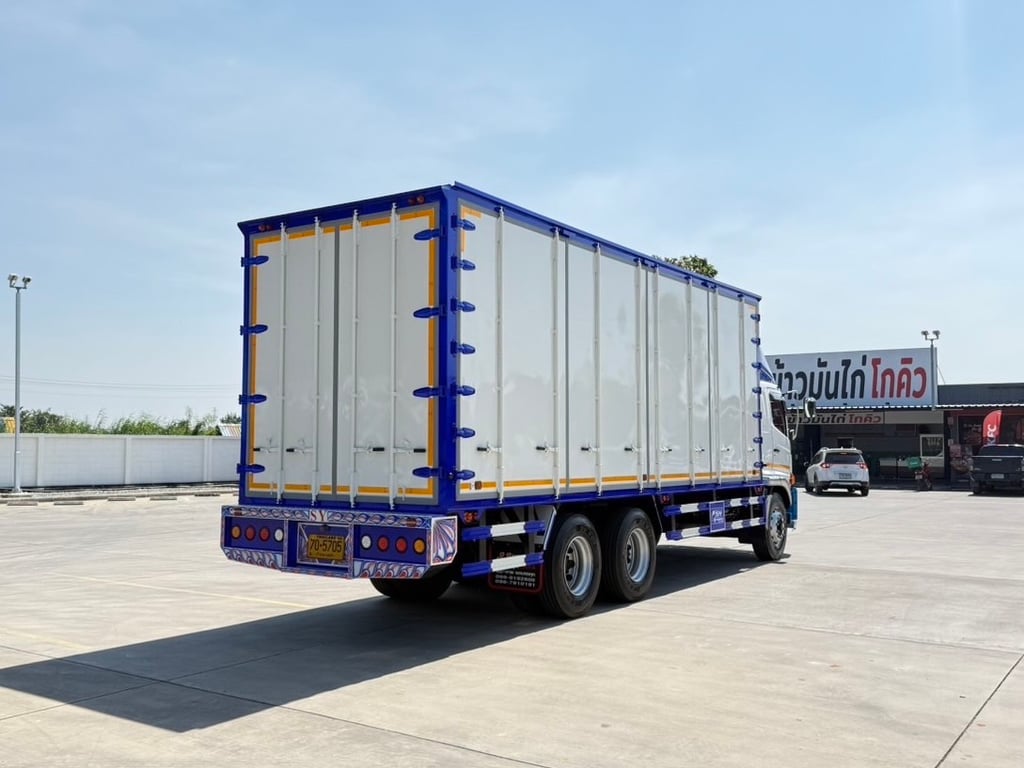 ไมล์ 72,897 กิโล❗️HINO FL8L 260 ตู้เเห้ง  10 บาน