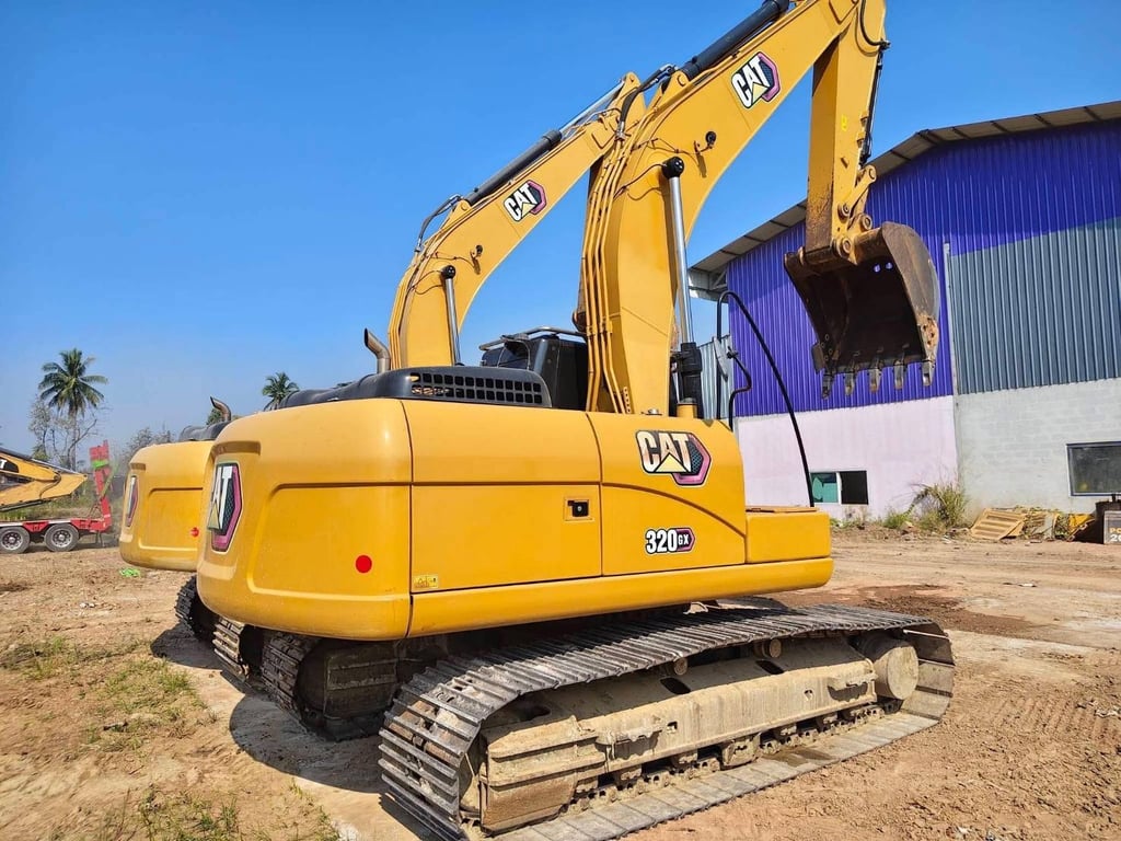 ไมล์ ชม.8000❗️Cat 320 Gx รถ 3 ปี รถบ้านเดิมๆ ป้ายแดงมือเดียว ไมล์ ชม.8000❗️Cat 320 Gx รถ 3 ปี รถบ้านเดิมๆ ป้ายแดงมือเดียว