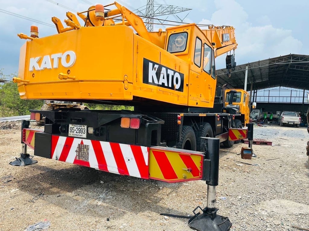 รถเครน KATO p เล่มทะเบียน หนัก 45 ตัน
