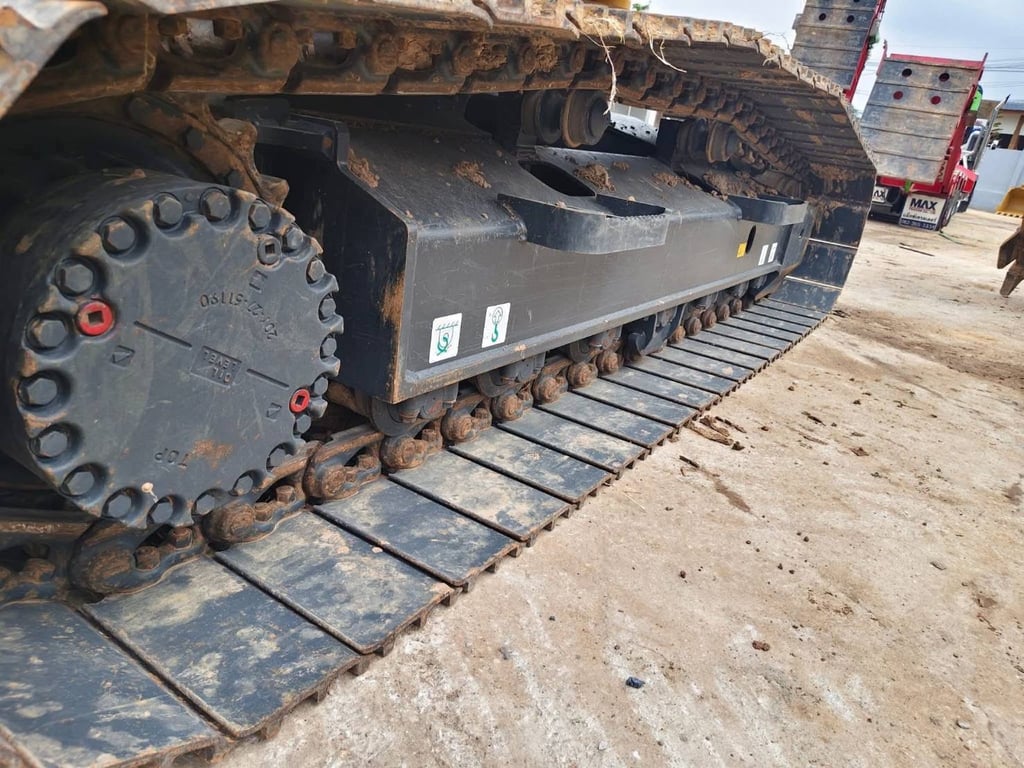 Komatsu PC200-10 CE ไมล์ ชม. 600|PM. 7000 Komatsu PC200-10 CE ไมล์ ชม. 600|PM. 7000