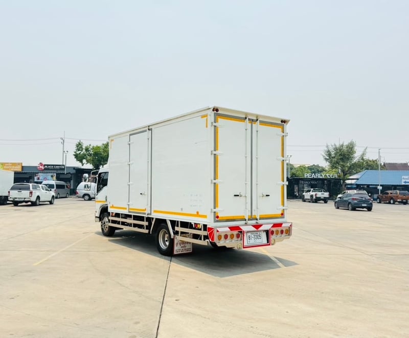 SUZU NEW NPR 150 MT 6ล้อตู้เเห้ง  4 บาน 