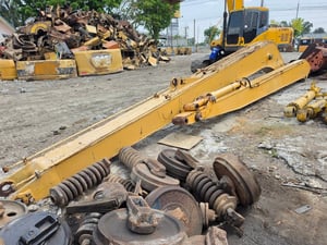 ขายบูมอามยาว ยาว 16 เมตร ใส่KOMATSU ขายบูมอามยาว ยาว 16 เมตร ใส่KOMATSU