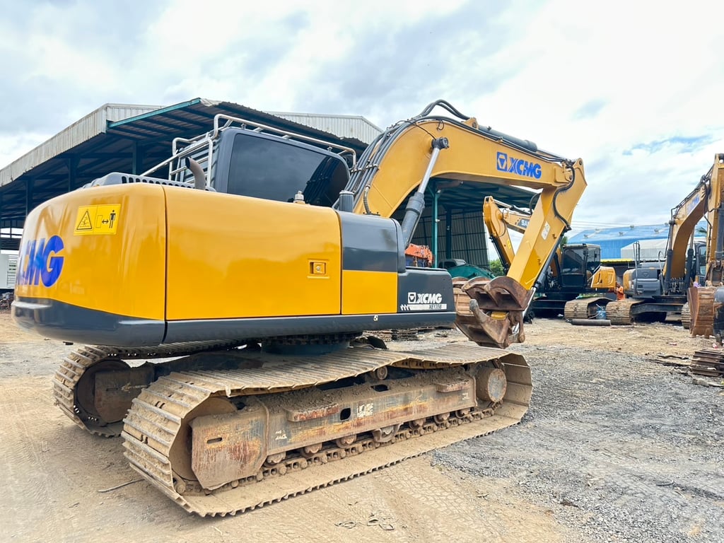 ไมล์ ชม 4500❗️XCMG. XE 135B เล่มทะเบียน อิฐ