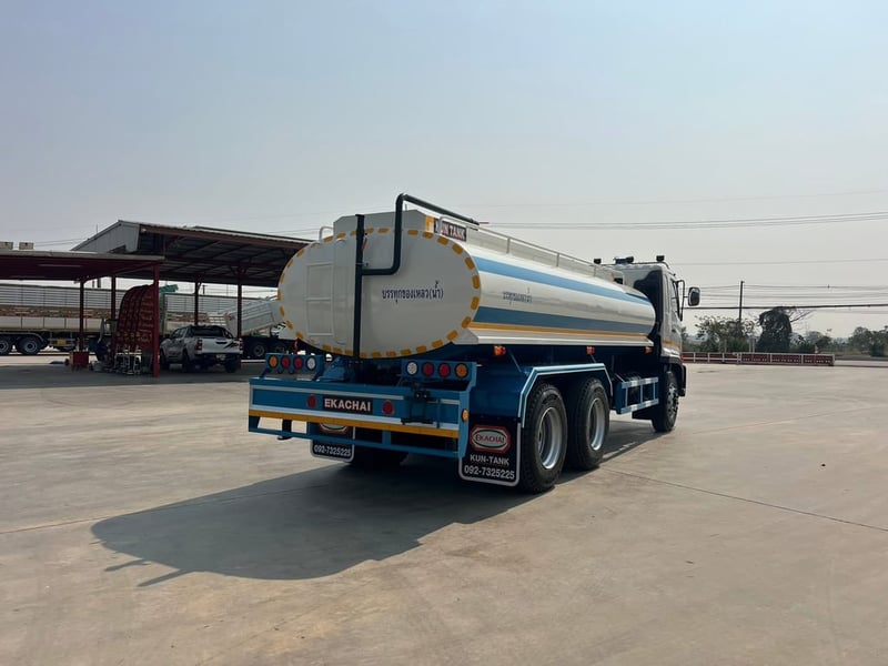 HINO FM8J 260 สองเพลา บรรทุกน้ำ