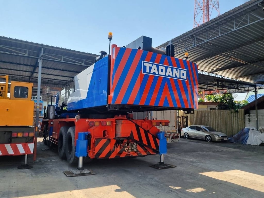 TADANO M1 เครนเครน 120 ตัน มีรับประกัน ปี 2544 อิฐ TADANO M1 เครนเครน 120 ตัน มีรับประกัน ปี 2544 อิฐ