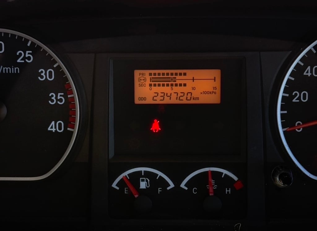 6ล้อ ISUZU.FRR 210 แรง คอกสูงเปิดได้รอบ ยาว 6.50 เมตร  กระจกไฟฟ้า