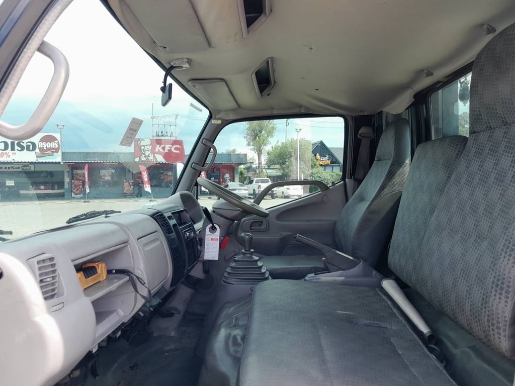 HINO  XZU 136 สไลด์ถาดกองพื้นสแตนน เหล็ด พร้อมรีโมทไร้สาย