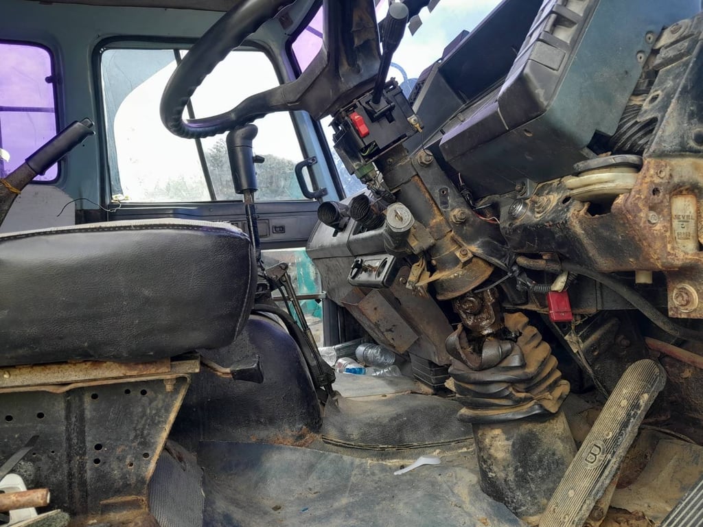 10ล้อดั้มพ์ ISUZU ROCKY-240 โบอินเตอร์ 270 