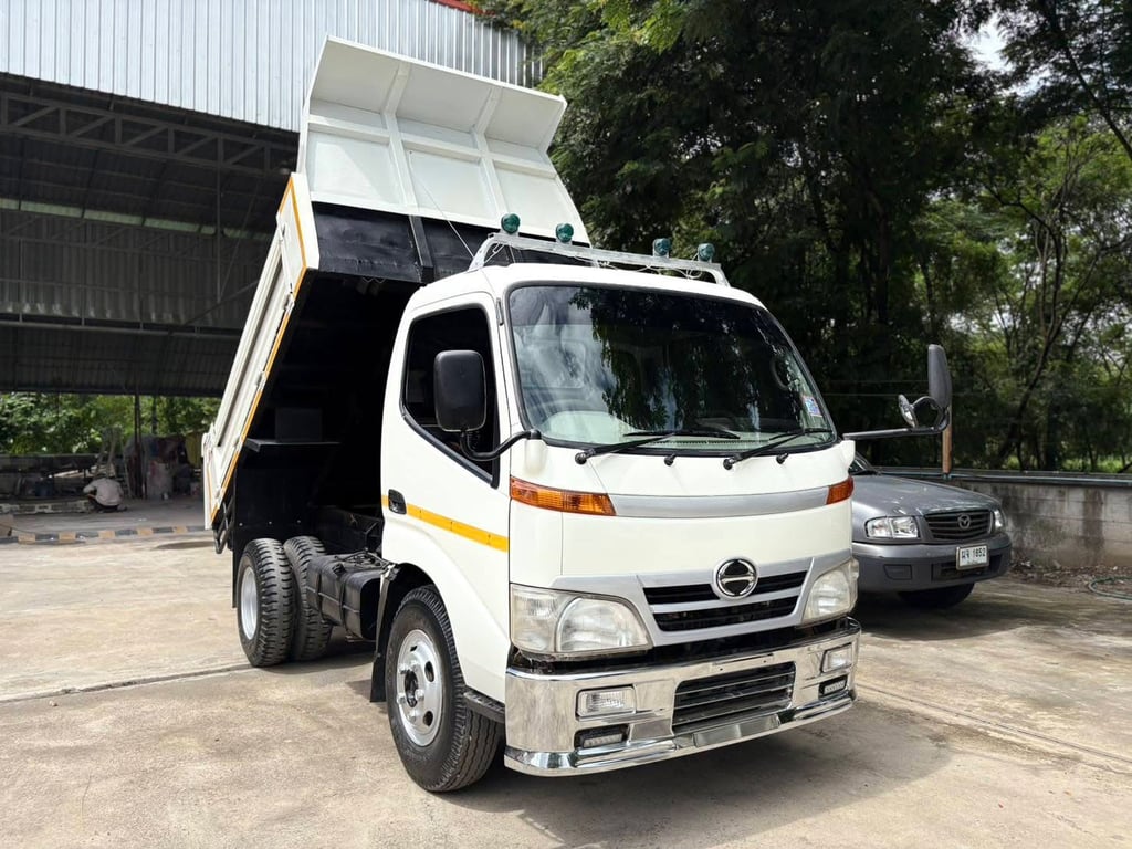 HINO DUTRO 136 ปี 2551 ดั้มพ์ 3 คิว HINO DUTRO 136 ปี 2551 ดั้มพ์ 3 คิว