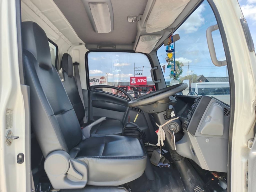 ไมล์ 46,427 กิโลิ ❗️ ISUZU NMR 130 เเรง   6ล้อดั้ม 3 คิวรถ?