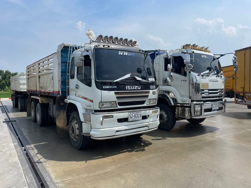 ISUZU FXZ 360 แม่ปี 2561 ลูกปี 2563 ISUZU เดก้า 320 แม่ปี 2550 ลูกปี 2555 ISUZU FXZ 360 แม่ปี 2561 ลูกปี 2563 ISUZU เดก้า 320 แม่ปี 2550 ลูกปี 2555