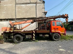 isuzu หกล้อติดเครนยี่ห้อ ทานาโด เครื่อง 145 แรงเครื่อง 6 BB 1 isuzu หกล้อติดเครนยี่ห้อ ทานาโด เครื่อง 145 แรงเครื่อง 6 BB 1