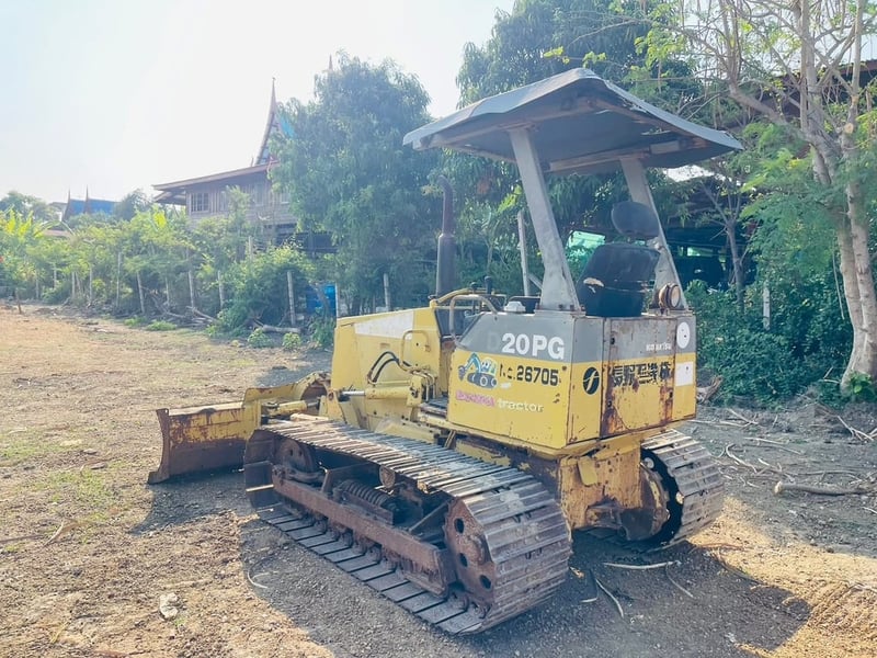 D20-7 โคมัสสุ ใบมีดสไลล 6 ทิดทางเลี้ยว  คอนโทรลมือ เครื่องเกียร์ปั๊มดีมาก รถเก่านอก บางนา แทร็กเตอร์ ราคา 295,000.บาท 📞094-653-6339 อิฐ